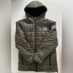 New Balance Men’s Small Dark Olive Green Puffer Jacket Coat